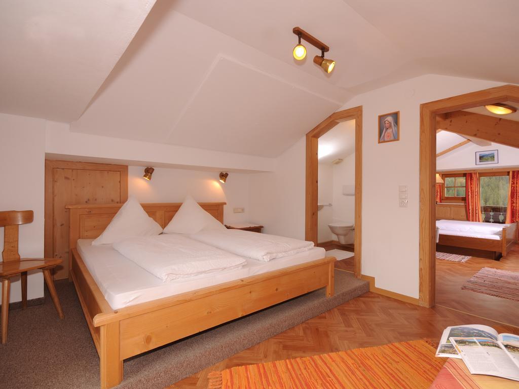 טוקס Ferienhaus Martlerhof חדר תמונה
